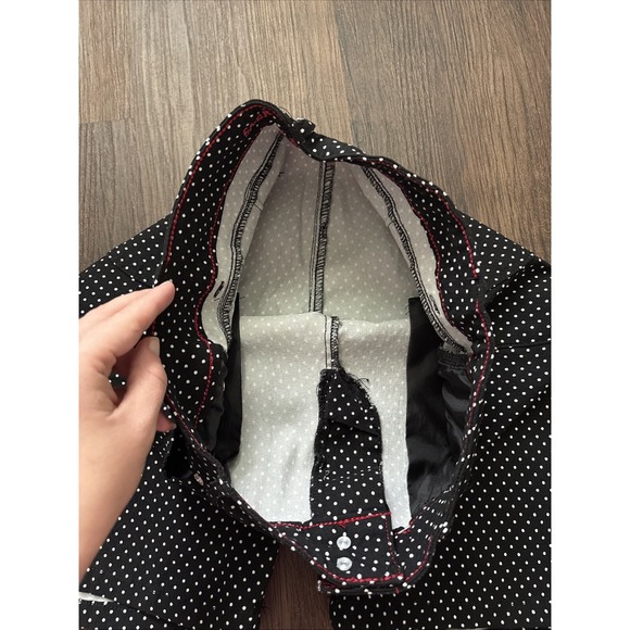 Sabrina Lauren Shorts Women's Size 12 Black Polka Dots Stretch Casual Pockets - Picture 3 of 7